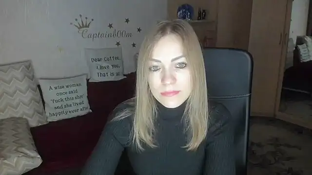 Tiffany Bates online show from November 28, 3:50 am