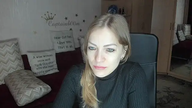 Tiffany Bates online show from October 4, 3:08 am