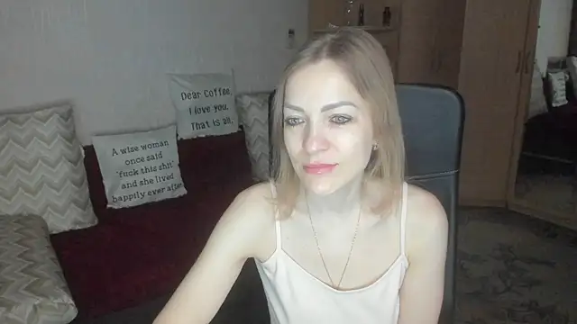 Tiffany Bates online show from February 24, 3:18 am