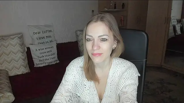 Tiffany Bates online show from March 6, 3:23 am