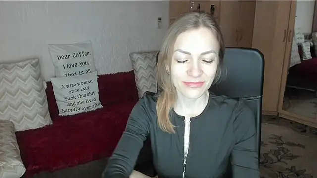 Tiffany Bates online show from March 7, 3:35 am