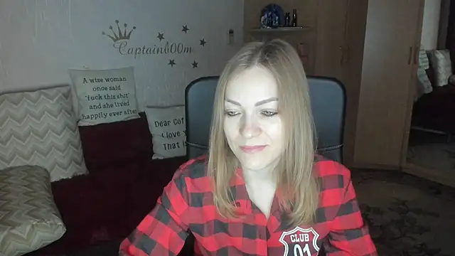 Tiffany Bates online show from November 8, 3:54 am