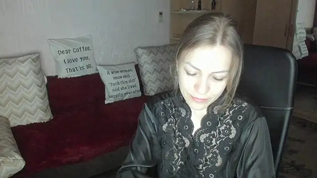 Tiffany Bates online show from March 29, 3:35 pm