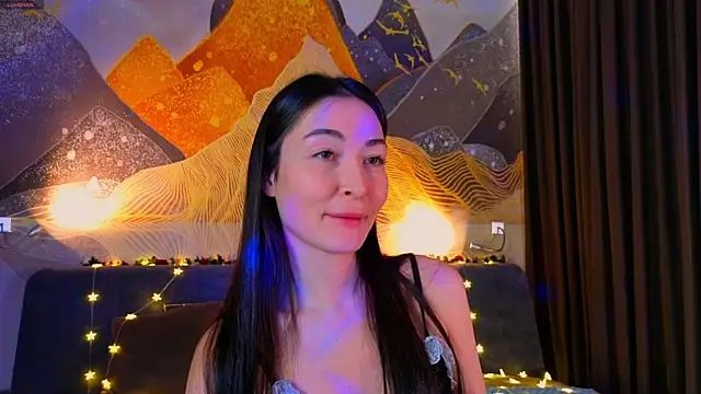 MilaYumi online show from April 15, 9:59 am