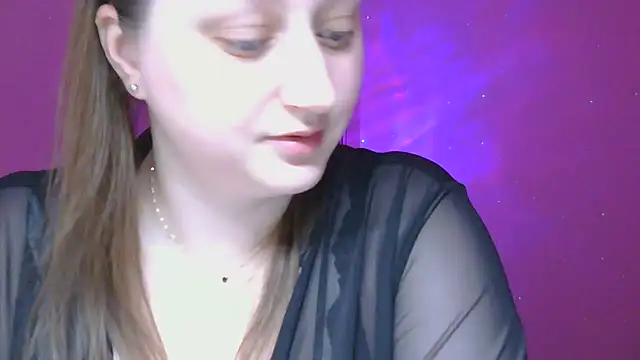 Omivelle online show from November 10, 8:25 pm