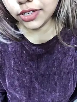 Miss Rose   online show from March 22, 4:05 am