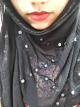 Snapshot of Miss_Rose__ chatting on November 21, 5:01 pm Miss Rose online show from November 21, 5:01 pm