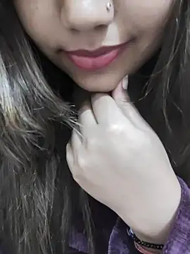 Miss Rose   online show from February 26, 6:30 pm