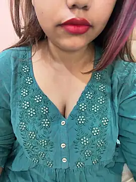Miss Rose   online show from May 21, 5:27 am