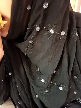 Snapshot of Miss_Rose__ chatting on October 29, 11:42 am Miss Rose online show from October 29, 11:42 am