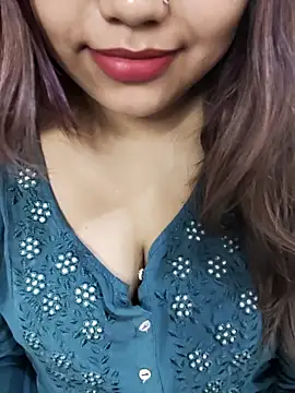 Miss Rose   online show from March 15, 5:42 pm