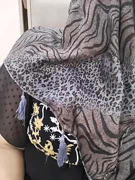 Miss Rose   online show from April 8, 5:42 am