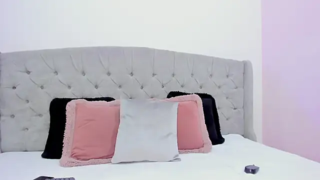 melevansxs online show from November 28, 10:10 pm