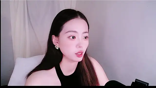 Snapshot of mitowato chatting on October 14, 1:01 pm mitowato online show from October 14, 1:01 pm