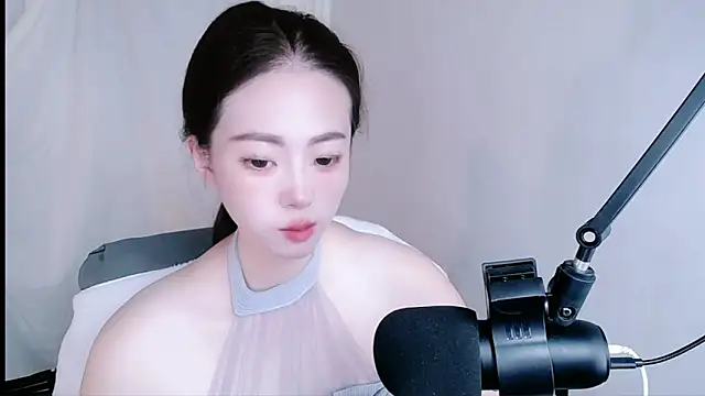 Snapshot of mitowato chatting on October 15, 6:27 pm mitowato online show from October 15, 6:27 pm