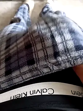 ruiiizz online show from March 14, 11:05 am