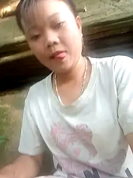 Snapshot of Samyy_xx chatting on October 30, 12:42 am Samyy xx online show from October 30, 12:42 am