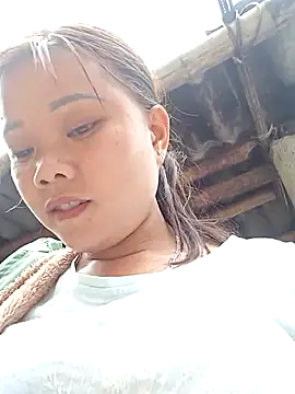 Snapshot of Samyy_xx chatting on December 15, 3:45 am Samyy xx online show from December 15, 3:45 am