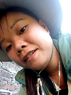 Snapshot of Samyy_xx chatting on October 29, 12:31 am Samyy xx online show from October 29, 12:31 am