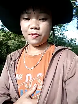 Snapshot of Samyy_xx chatting on October 17, 12:25 am Samyy xx online show from October 17, 12:25 am