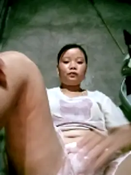 Snapshot of Samyy_xx chatting on October 29, 12:37 pm Samyy xx online show from October 29, 12:37 pm