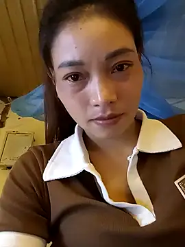 Snapshot of Phiny_xx chatting on October 12, 10:05 am Phiny xx online show from October 12, 10:05 am