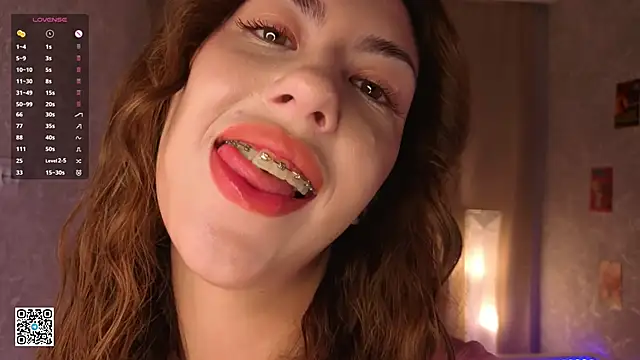 KeilaJeschon online show from October 27, 4:24 am