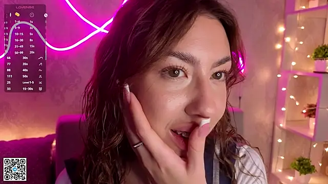 KeilaJeschon online show from November 13, 4:49 am