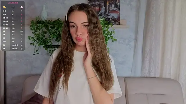 TashaCajune online show from October 9, 4:24 am