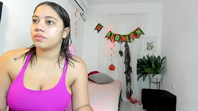 Snapshot of vanelope_smith chatting on October 22, 7:24 pm vanelope smith online show from October 22, 7:24 pm