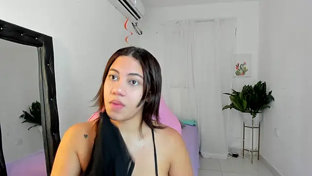 Snapshot of vanelope_smith chatting on November 13, 1:09 am vanelope smith online show from November 13, 1:09 am