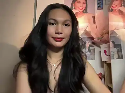 FelicityLincoln online show from April 4, 11:33 pm