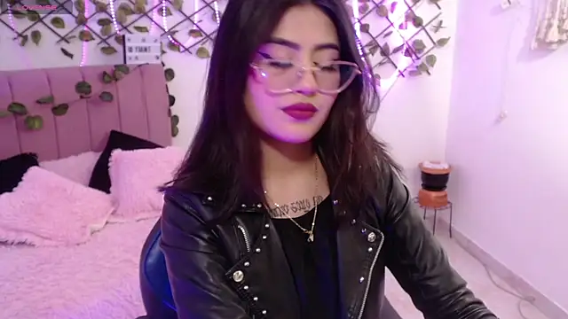 isa bunny18 online show from November 12, 12:15 am