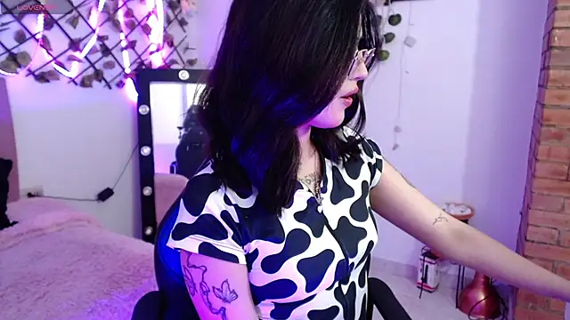 isa bunny18 online show from October 21, 2:22 am