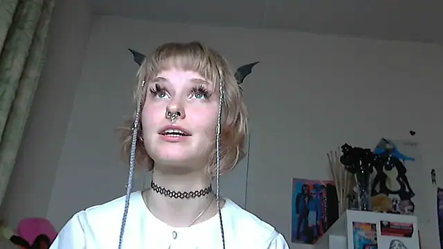 Paradoxy  online show from April 23, 8:54 pm