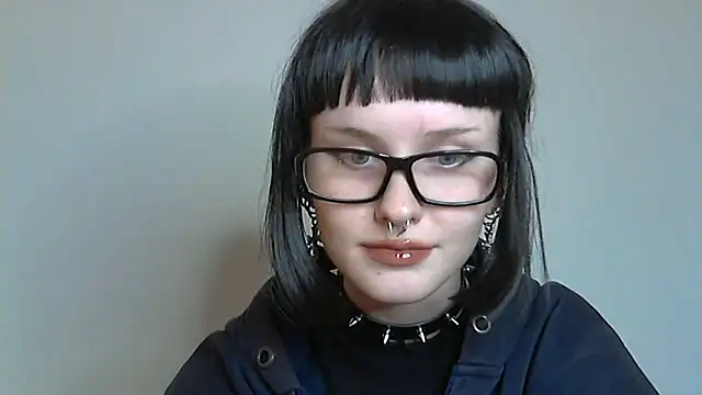 Snapshot of Paradoxy_ chatting on October 21, 7:24 pm Paradoxy online show from October 21, 7:24 pm