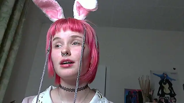 Paradoxy  online show from February 6, 9:00 pm