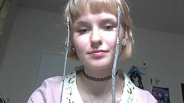 Paradoxy  online show from May 17, 8:09 pm