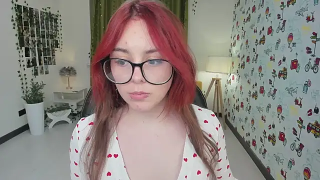 Snapshot of Monaco_Sun chatting on October 5, 7:37 pm Monaco Sun online show from October 5, 7:37 pm