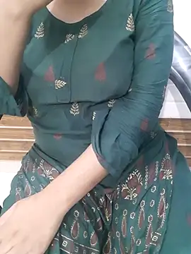 Snapshot of Anchal-si chatting on October 1, 6:29 am Anchal-si online show from October 1, 6:29 am