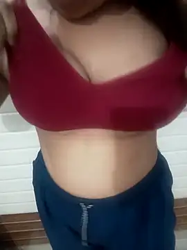 Minakshi 677 online show from December 18, 5:28 pm