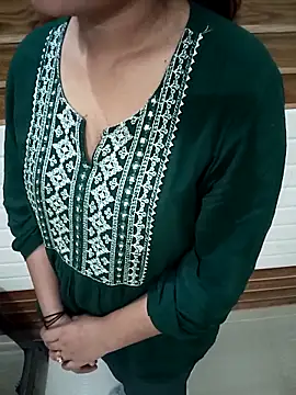 Minakshi 677 online show from December 16, 8:02 pm