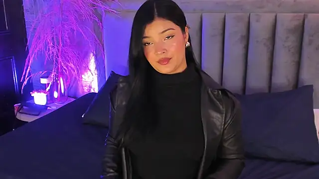 EmmaBlossom online show from October 27, 7:04 pm