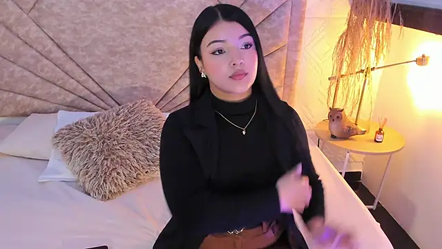 EmmaBlossom online show from December 16, 12:42 pm