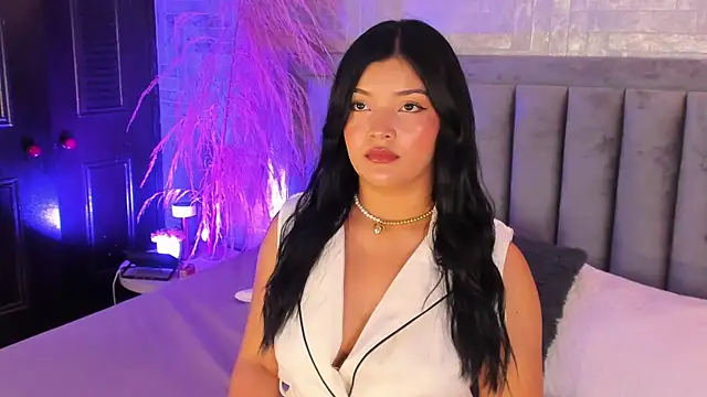 EmmaBlossom online show from October 25, 7:03 pm