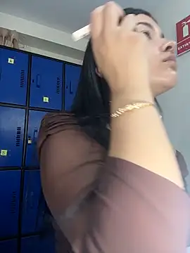 EmmaBlossom online show from March 21, 12:20 pm