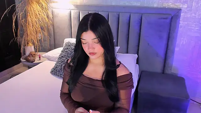 EmmaBlossom online show from April 19, 12:28 pm