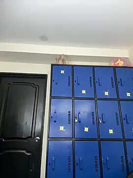 EmmaBlossom online show from March 28, 12:50 pm