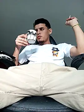 Pingasaboy20 online show from November 7, 10:13 pm