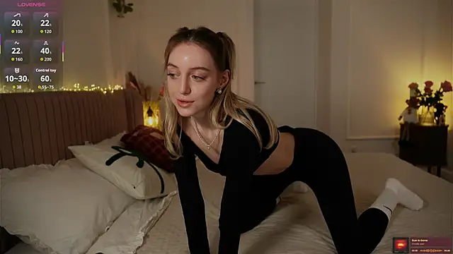 SophieBelll online show from December 21, 11:45 am